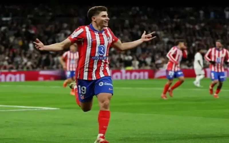 ألفاريز يشعل أزمة جديدة بين برشلونة وأتلتيكو مدريد : lematinsports